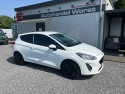 Weiß Gebraucht 2020 Ford Fiesta Cool & Connect Kleinwagen | 10.699 € (Guter Preis)