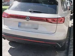 Beige Gebraucht 2024 VW Touareg SUV | 60.000 € (Etwas zu teuer)