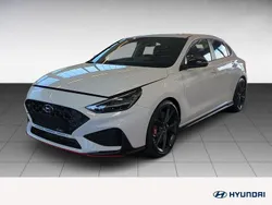 Weiß Gebraucht 2024 Hyundai i30 N Performance Limousine | 39.870 €