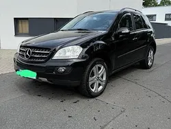 Schwarz Gebraucht 2006 Mercedes ML420 SUV | 7.900 € (Fairer Preis)