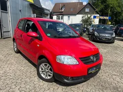 Rot Gebraucht 2010 VW Fox Refresh Kleinwagen | 2.990 € (Etwas zu teuer)