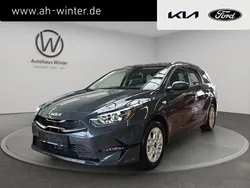 Grau Neu 2024 Kia Ceed Sportswagon Vision Kombi | 27.990 € (Teuer)