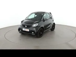 Schwarz Gebraucht 2016 Smart ForTwo Cabrio Cabrio | 14.300 €