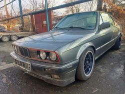 Grau Gebraucht 1988 BMW 320 Cabriolet Cabrio | 6.750 €