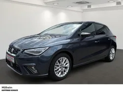 Grau Gebraucht 2024 Seat Ibiza FR Limousine | 22.700 € (Etwas zu teuer)