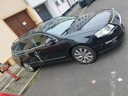 Schwarz Gebraucht 2007 VW Passat Kombi | 1.900 € (Fairer Preis)
