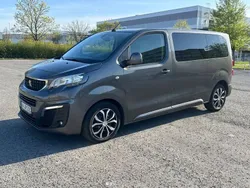 Grau Gebraucht 2017 Peugeot Traveller Business-Line Van / Kleinbus | 11.900 €