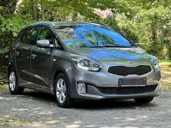 Grau Gebraucht 2014 Kia Carens Van / Kleinbus | 4.300 € (Guter Preis)