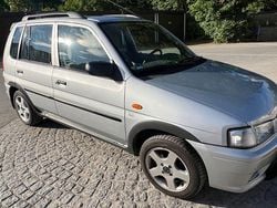 Grau Gebraucht 1999 Mazda Demio Exclusive Kleinwagen | 1.299 € (Fairer Preis)