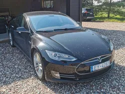 Schwarz Gebraucht 2014 Tesla Model S Limousine | 13.700 €