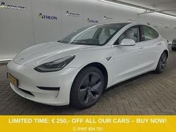 Weiß Gebraucht 2020 Tesla Model 3 Standard Range Limousine | 18.900 € (Guter Preis)