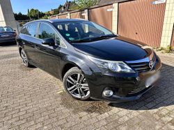Schwarz Gebraucht 2012 Toyota Avensis Kombi | 5.700 € (Fairer Preis)
