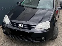 Schwarz Gebraucht 2007 VW Golf V Limousine | 2.000 € (Fairer Preis)