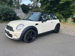 Weiß Gebraucht 2013 Mini Cooper S Kleinwagen | 7.490 € (Guter Preis)