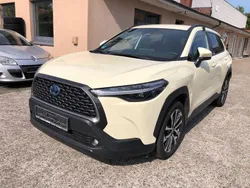 Beige Gebraucht 2023 Toyota Corolla Cross SUV | 21.900 € (Superpreis)