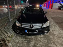 Schwarz Gebraucht 2007 Mercedes C220 Limousine | 4.899 € (Etwas zu teuer)