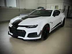 Weiß Gebraucht 2021 Chevrolet Camaro ZL1 | 33.991 € (Teuer)