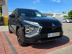Schwarz Gebraucht 2023 Mitsubishi Eclipse Cross Select SUV | 24.990 € (Guter Preis)