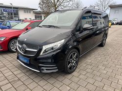 Schwarz Gebraucht 2017 Mercedes V220 Exclusive Van / Kleinbus | 39.990 € (Etwas zu teuer)
