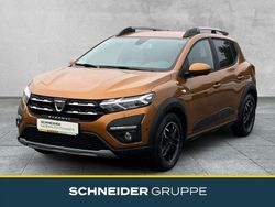 Orange Gebraucht 2021 Dacia Sandero Comfort Kleinwagen | 16.890 € (Etwas zu teuer)