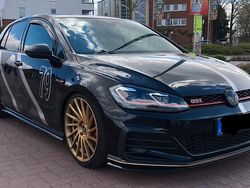 Schwarz Gebraucht 2020 VW Golf GTI Limousine | 32.900 €