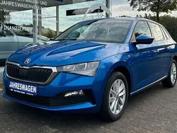 Raceblau metallic Gebraucht 2023 Skoda Scala Ambition Kleinwagen | 21.240 € (Fairer Preis)