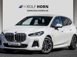 Weiß Gebraucht 2022 BMW 218 Active Tourer M Sport Van / Kleinbus | 28.820 € (Etwas zu teuer)