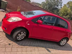 Rot Gebraucht 2008 Toyota Yaris Kleinwagen | 1.950 € (Superpreis)