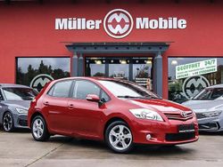 Red metallic Gebraucht 2012 Toyota Auris Travel Limousine | 7.900 € (Etwas zu teuer)