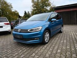Blau Gebraucht 2019 VW Touran Highline Van / Kleinbus | 20.500 € (Fairer Preis)