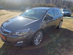 Grau Gebraucht 2011 Opel Astra Sport Kombi | 5.999 € (Fairer Preis)
