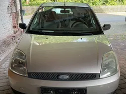 Silber Gebraucht 2002 Ford Fiesta Ambiente Kleinwagen | 1.100 € (Fairer Preis)