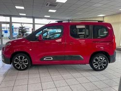 Farbe rot ardent Gebraucht 2019 Citroën Berlingo Shine Van / Kleinbus | 18.990 € (Fairer Preis)