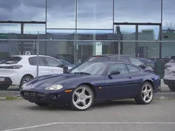 Blau Gebraucht 2000 Jaguar XKR | 5.000 €