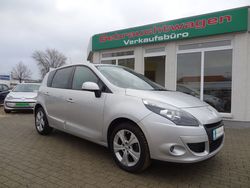Grau Gebraucht 2011 Renault Scénic III Dynamique Van / Kleinbus | 10.450 €