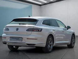 Weiß Gebraucht 2023 VW Arteon Kombi | 31.249 € (Guter Preis)
