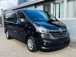 Schwarz Gebraucht 2021 Renault Trafic Komfort Van | 21.550 € (Guter Preis)