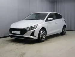 Lumen grey pearl Gebraucht 2023 Hyundai i20 Trend Kleinwagen | 21.780 € (Fairer Preis)