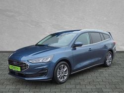 Chrome blue metallic Gebraucht 2024 Ford Focus Titanium Kombi | 22.990 € (Superpreis)