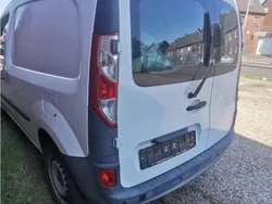 Weiß Gebraucht 2015 Renault Kangoo Van / Kleinbus | 5.800 € (Fairer Preis)