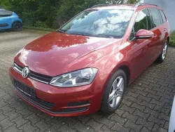 Rot Gebraucht 2014 VW Golf VII Comfortline Kombi | 10.990 € (Etwas zu teuer)