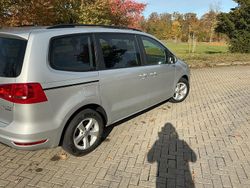 Silber Gebraucht 2011 VW Sharan Van / Kleinbus | 8.990 € (Fairer Preis)