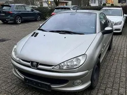 Silber Gebraucht 2004 Peugeot 206 CC Cabrio | 1.500 € (Guter Preis)