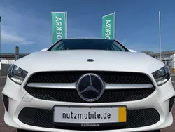 Weiß Gebraucht 2024 Mercedes A200 Limousine | 25.999 € (Superpreis)