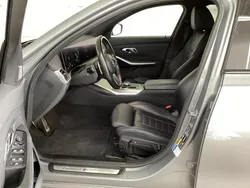 Skyscraper grau Gebraucht 2022 BMW 330e M Sport Kombi | 36.790 € (Fairer Preis)