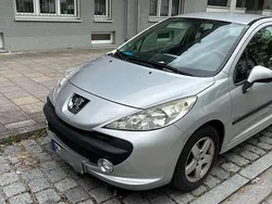 Grau Gebraucht 2009 Peugeot 207 Urban Move Kleinwagen | 3.200 € (Etwas zu teuer)