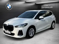 Weiß Gebraucht 2023 BMW 220 Active Tourer Comfort Edition Van / Kleinbus | 33.950 € (Fairer Preis)