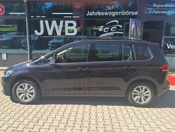 Schwarz Gebraucht 2020 VW Touran Comfortline Van / Kleinbus | 23.666 € (Guter Preis)