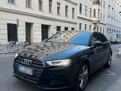 Schwarz Gebraucht 2019 Audi A3 Sportback Kleinwagen | 19.900 € (Guter Preis)