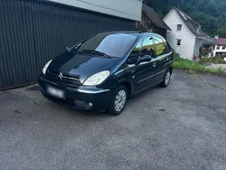 Blau Gebraucht 2005 Citroën Xsara Picasso Comfort Van / Kleinbus | 1.700 € (Fairer Preis)